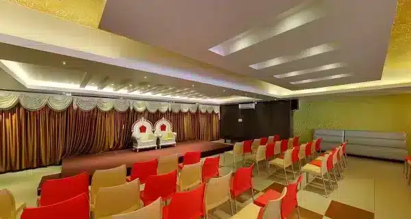 Banquet Halls Listing Category Cave n Dine cafe and dine