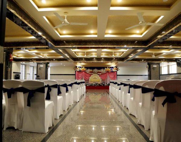 Banquet Halls Listing Category Hotel Raj Vista Suites & Convention ucexportdownloadid1F3TRLApY82SqWvJ sEZbjaQy ZTzJ5Yk